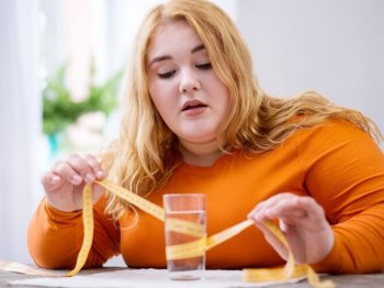 Sağlıklı Yaşama Açılan Kapı Tüp Mide Ameliyatı ile Yeni Bir Başlangıç